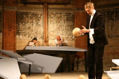 7-Hamlet-und-die-Totengraeber-IMG_0682