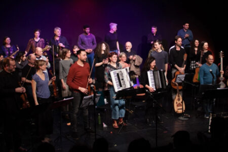 Paradiesorchester »10 Jahre Paradiesisch Musizieren«